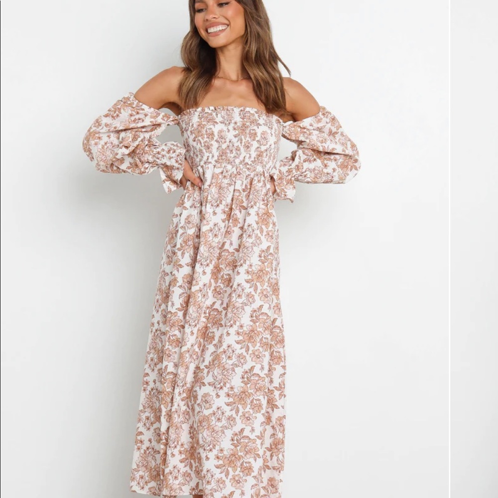 Gabriella dress from Petal and Pup - Picture 2 of 5